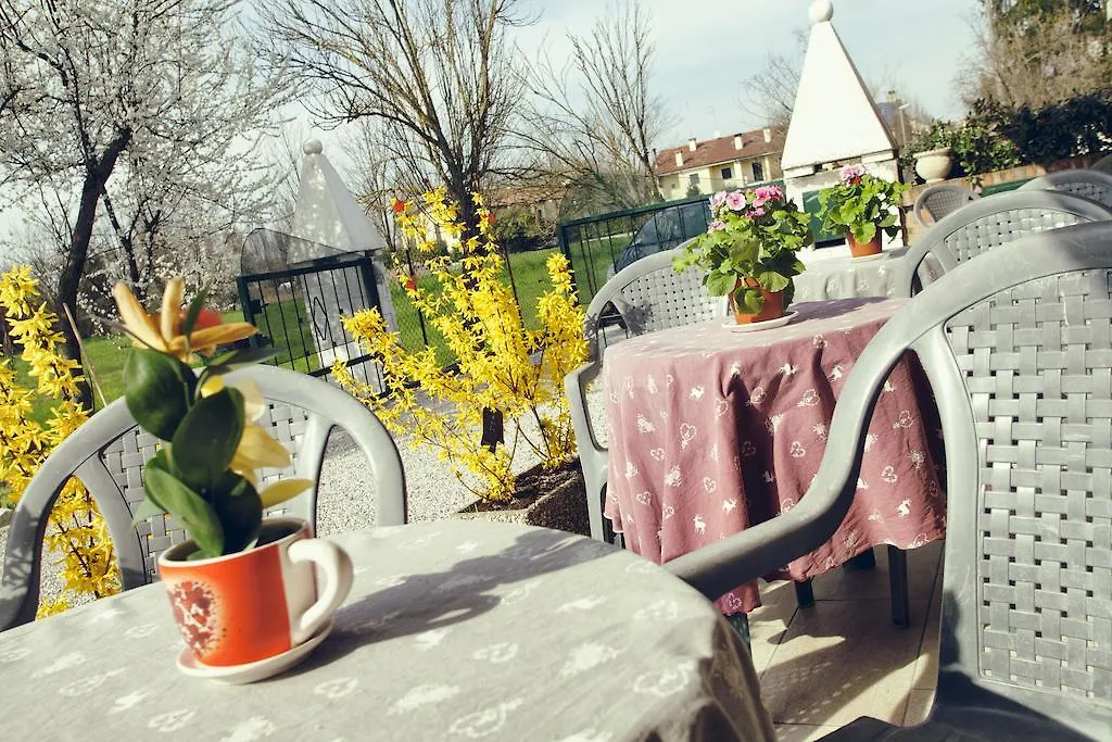 Bed And Breakfast Venice House Noale Bed & Breakfast