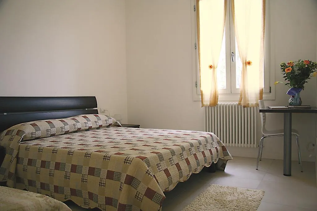Bed And Breakfast Venice House Noale 0*,  Italy